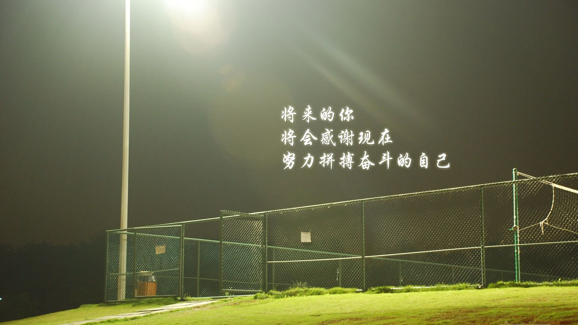 中国男足在巴黎奥运会上表现出色，赢得多场比赛，中国男足在奥运会最好成绩